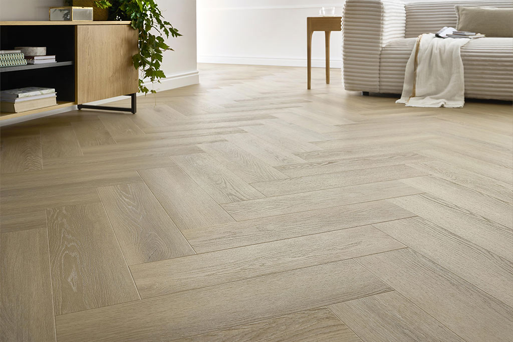 ARBITON AMARON HERRINGBONE EIR 4V SPC/vinyl vízálló padló, Deventer Oak